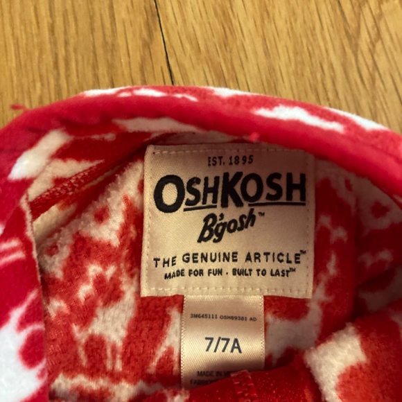 Holiday fleece - Picture 2 of 3